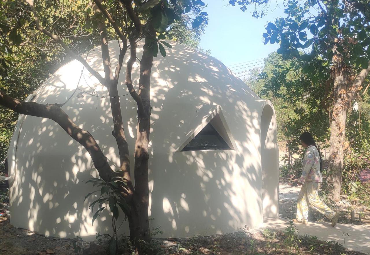 Done Right Hostel Phumi Chrouy Svay Exterior foto